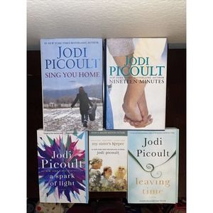 Lot of 5 Jodi Picoult (2 Hardcover & 3 Softcover Books) Action, Suspense,‎ Love